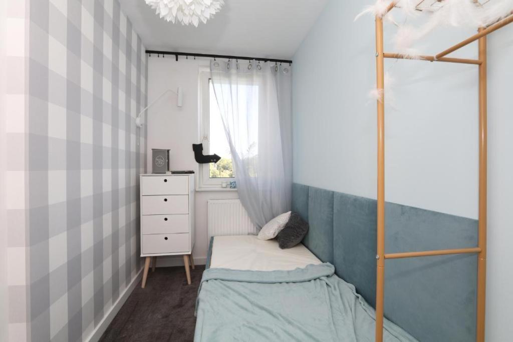 Romaszewskiego Zoliborz Bedroom Pokoj Metro 华沙 外观 照片